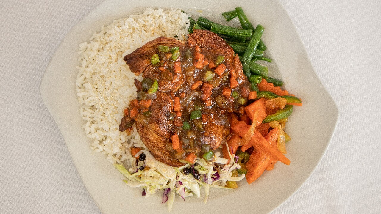 CHICKEN STIR-FRY